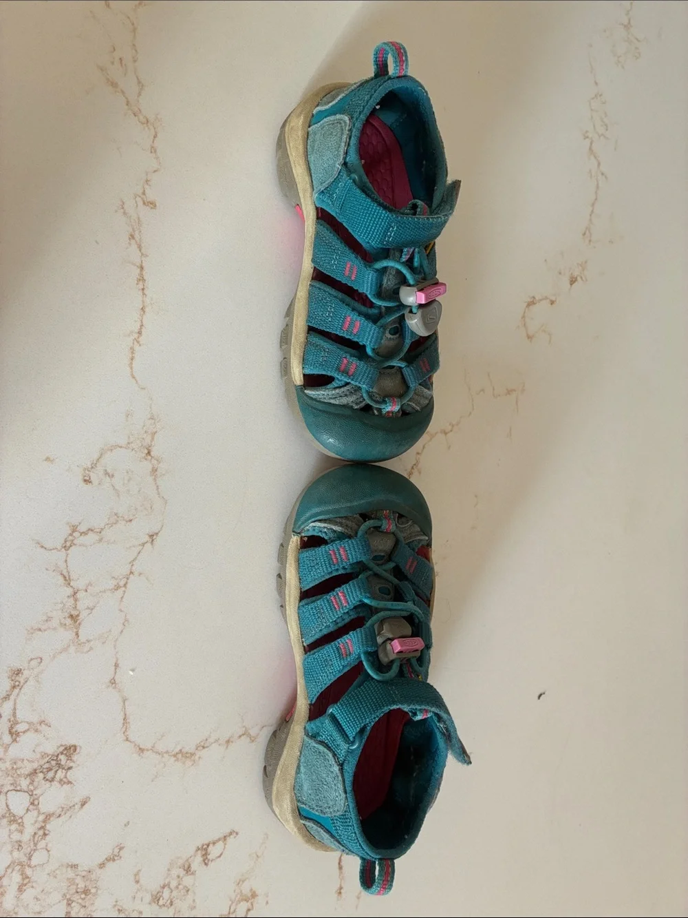 KEEN Newport H2 Kids 10 Teal and Pink Water Shoe/Sandal